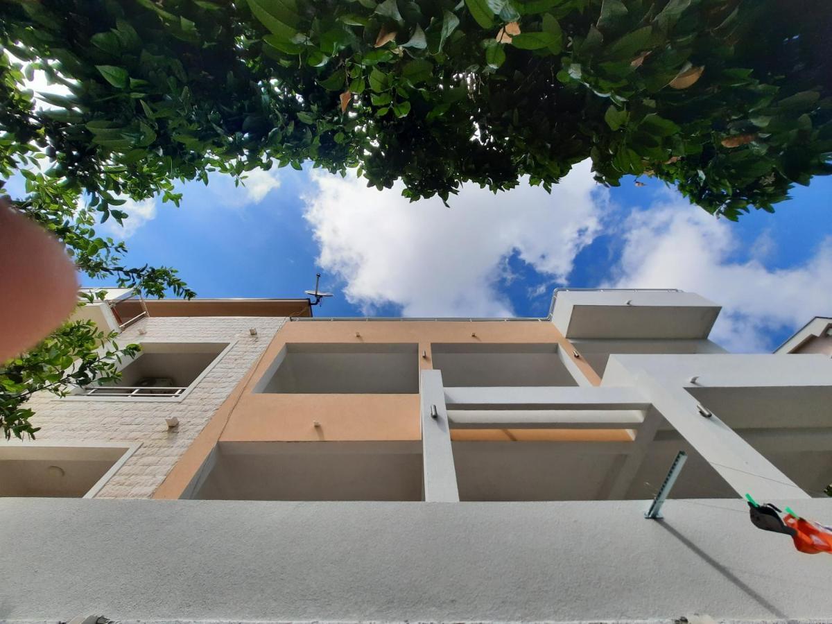 Studio Apartments Jupo Ulcinj Exterior photo