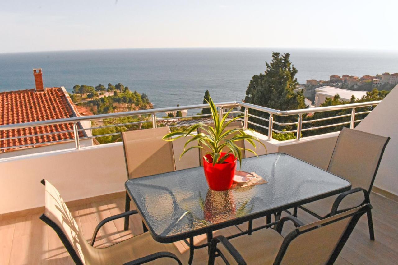 Studio Apartments Jupo Ulcinj Exterior photo