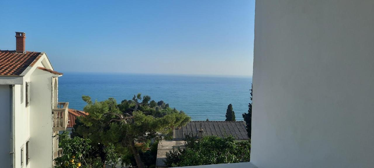 Studio Apartments Jupo Ulcinj Exterior photo