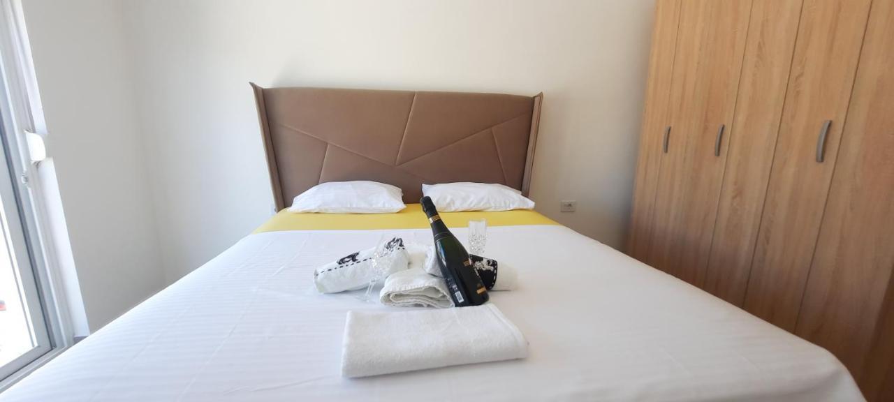 Studio Apartments Jupo Ulcinj Exterior photo