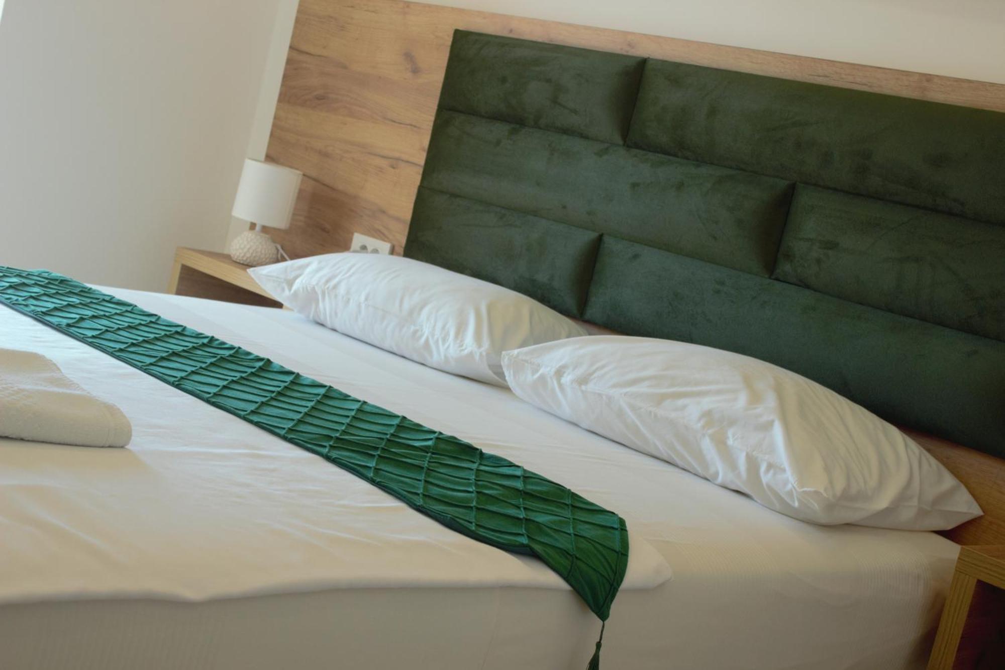 Studio Apartments Jupo Ulcinj Exterior photo